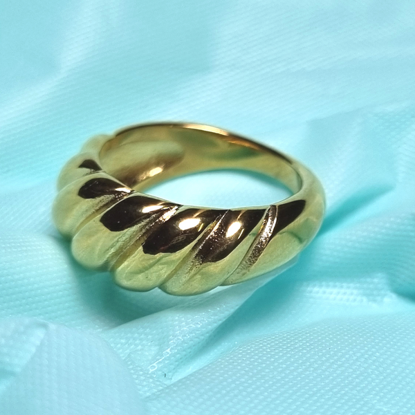 Croissant Ring- Thick sigment ring.